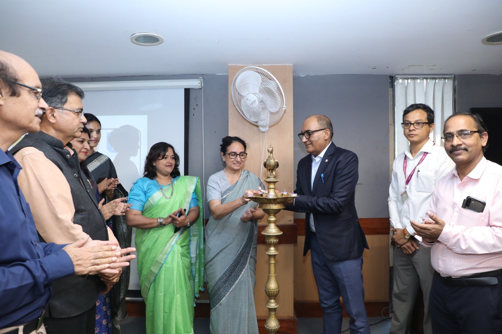 TB IPC training under TB Mukt Bharat was held at LHMC with Hospital infection control Committee, CTD, CDC & SHARE INDIA. Inaugurated by Dr Sarita Beri Director LHMC, session was on TB prevention & HCW screening. Faculty, residents, nurses participated.