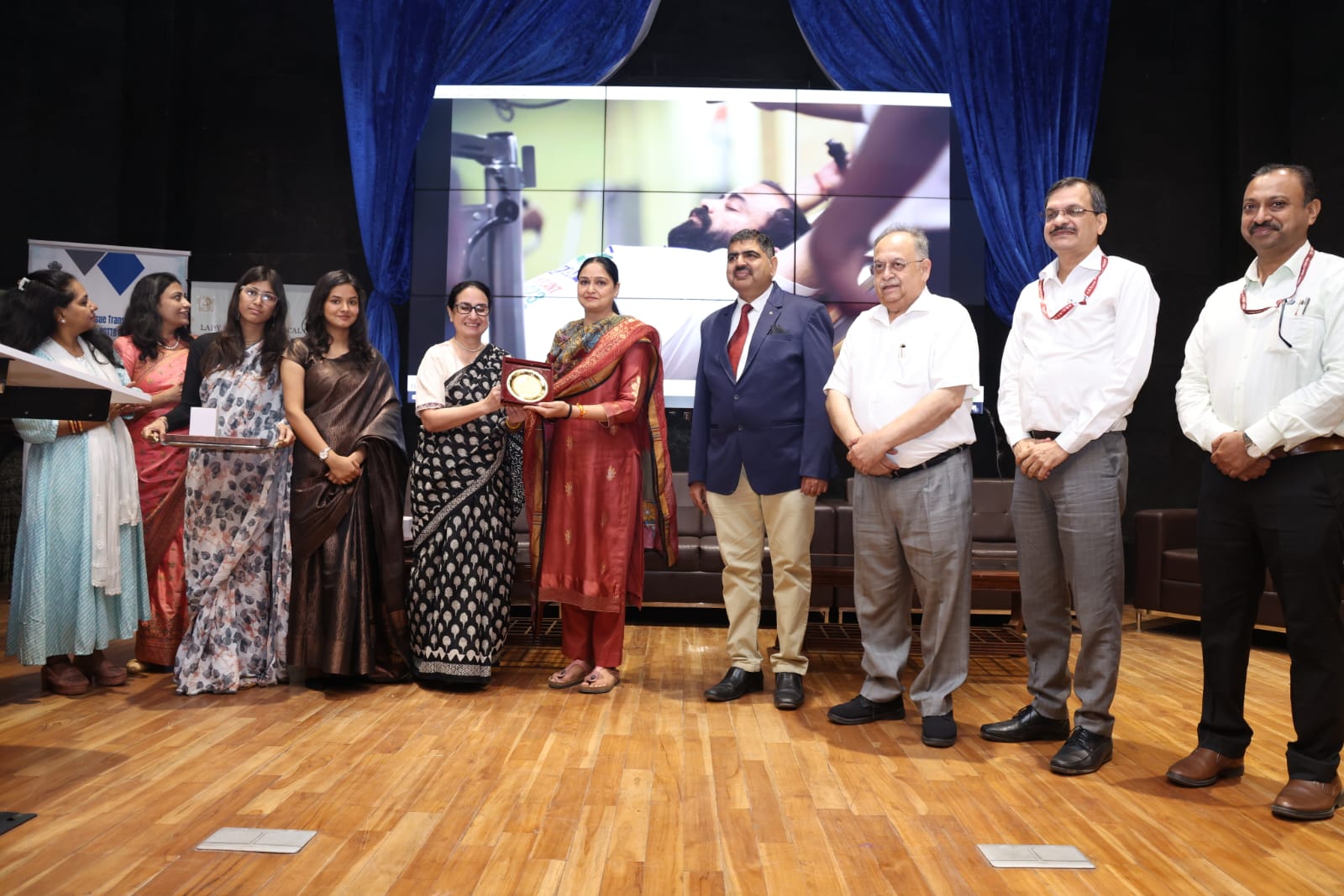 SLM Organ Donation Awareness Group MEU LHMC under aegis of NOTTO, organized 5th I.C Workshop for Medical, Nursing & Paramedical students. Developing NOTTO Knowledge Leaders empowered 13 institutes as organ donation ambassadors. Heart recipient & athlete Preet Unhale inspired all